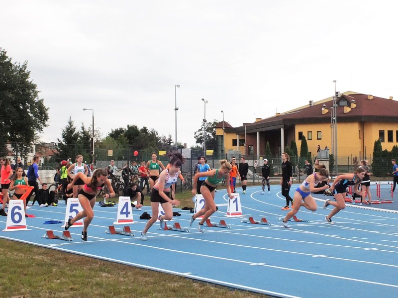 Otwarcie stadionu w Brodnicy